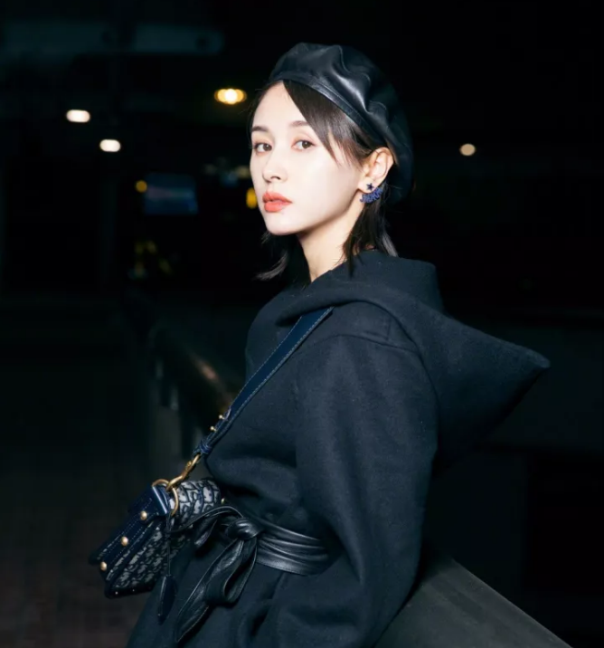 今年秋冬最chic！原來短發(fā)和帽子這么配啊！